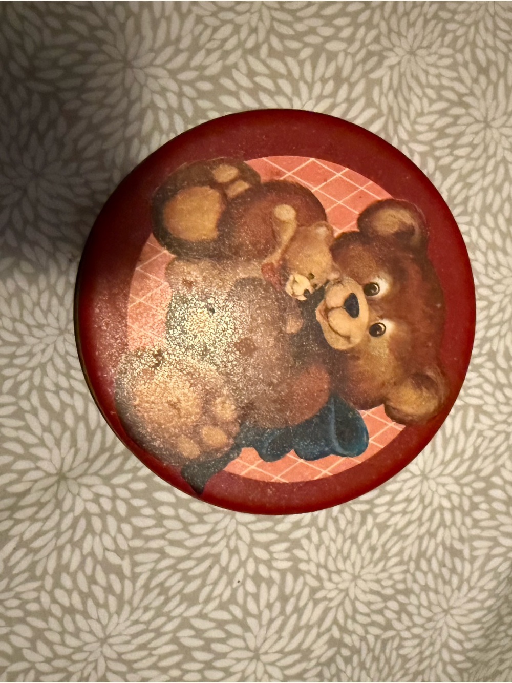Source Unknown Red and Brown Teddy Bear Decorative Tin